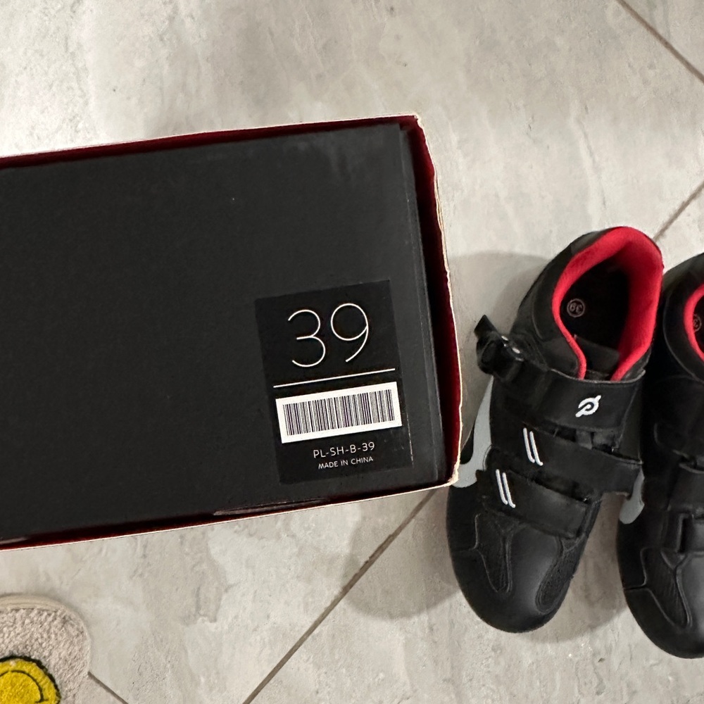 Peloton shoes with box